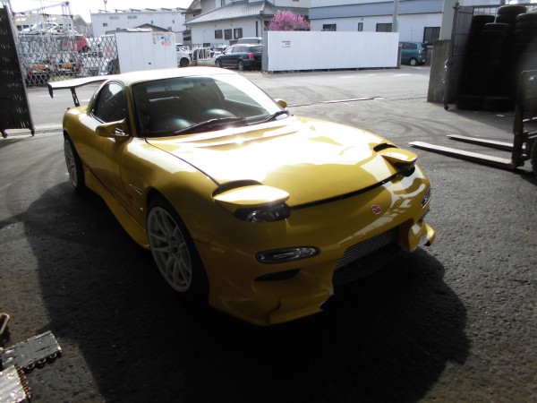 足が届かない・・・。廃車買取岡崎市